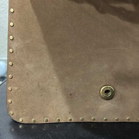 Coach purse - Picture 3 of 5